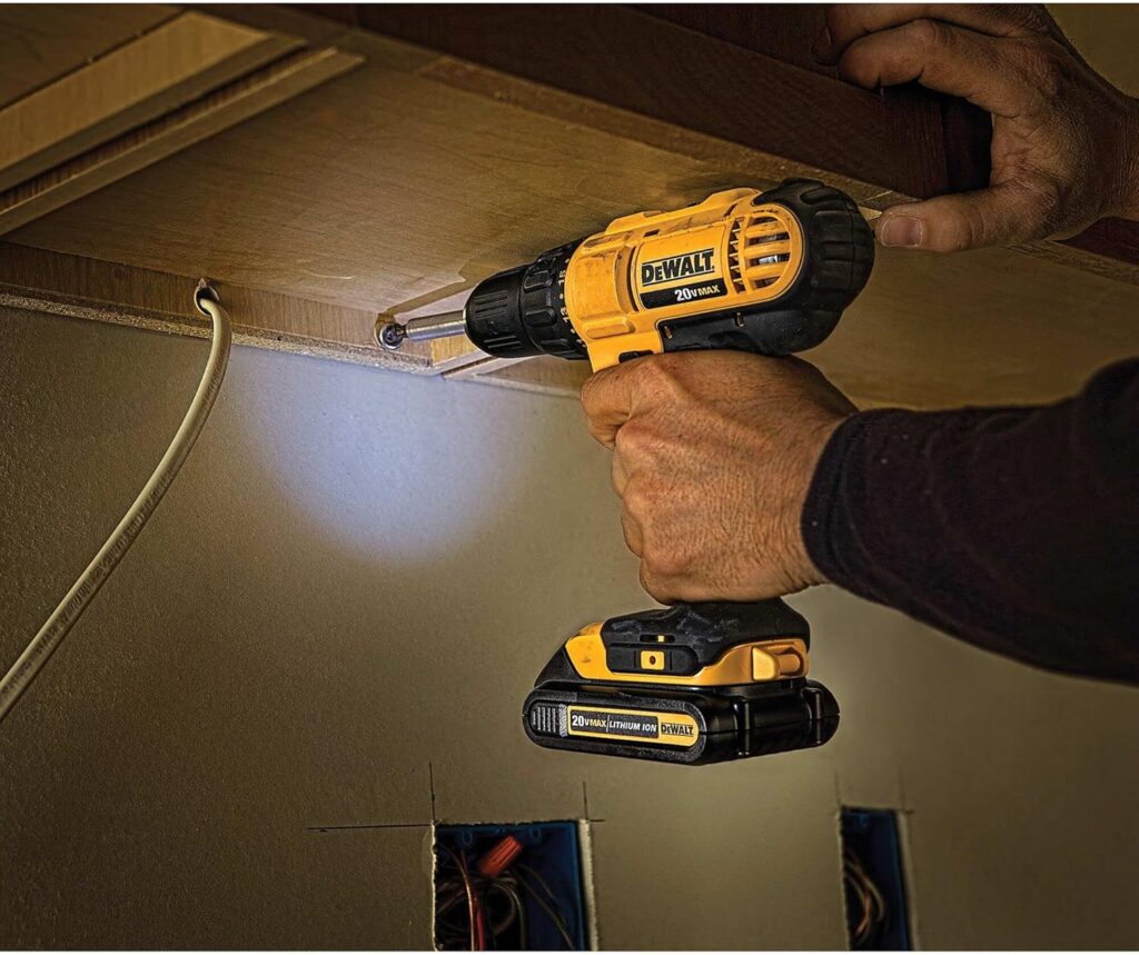 DEWALT 20V Max Cordless Drill Driver Kit